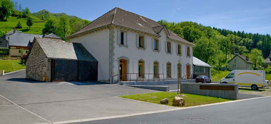 CANTAL : À Mandailles-Saint-Julien, la Maison des activités de plein air vous accueille