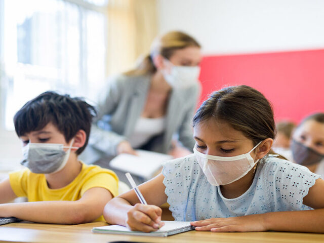 Corrèze et Lot : retour des masques à l’école primaire.