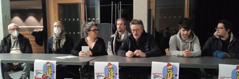 Aurillac – Le Père Noël est un Rockeur pour les enfants du Secours Populaire