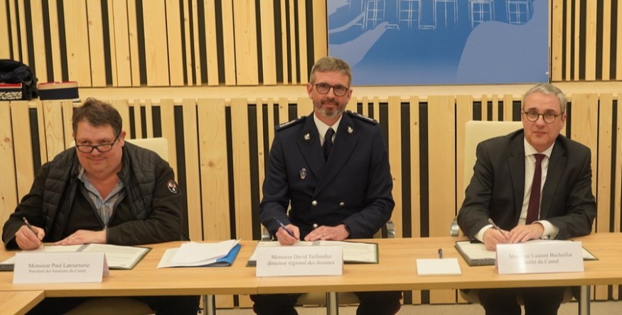 Les buralistes du Cantal s'allient avec les douanes pour lutter contre le trafic de tabac
