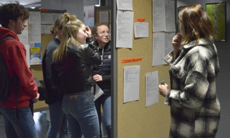 300 jobs d&rsquo;été proposés à la médiathèque du Bassin d&rsquo;Aurillac jusqu&rsquo;au 6 avril