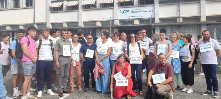 Les enseignants du supérieur issus du secondaire manifestent à Aurillac
