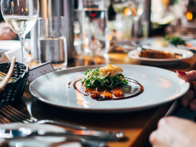 Découvrez les pépites culinaires du Cantal dans la dernière liste Bib Gourmand 2024 !