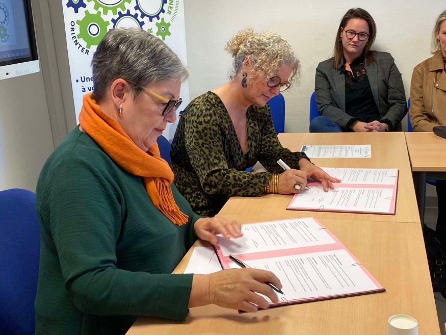 DAC 15 : une convention pour simplifier les parcours de vie et renforcer l'autonomie dans le Cantal