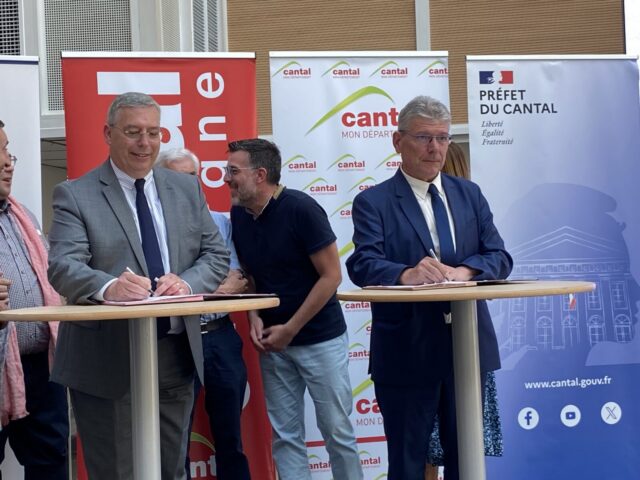 Rénovation Énergétique dans le Cantal : un Guichet Unique pour Simplifier les Aides et Rénover son Logement Facilement