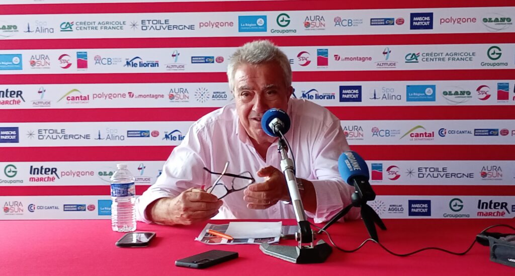 Rugby - Pro D2 - Le point complet sur l'avant-saison du Stade Aurillacois avec le coach Roméo Gontineac
